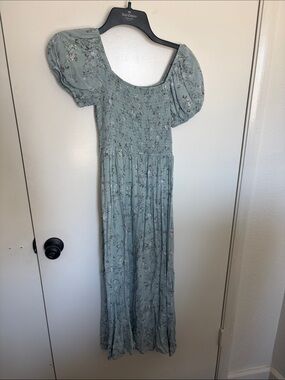Wallflower Sage Floral Smocked Maxi Dress with Puff Sleeves